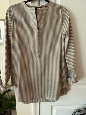 Theory Beige and White Striped Long Sleeve Tunic
